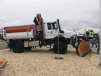 Mercedes-Benz: Komunální vozidlo Unimog U 5023